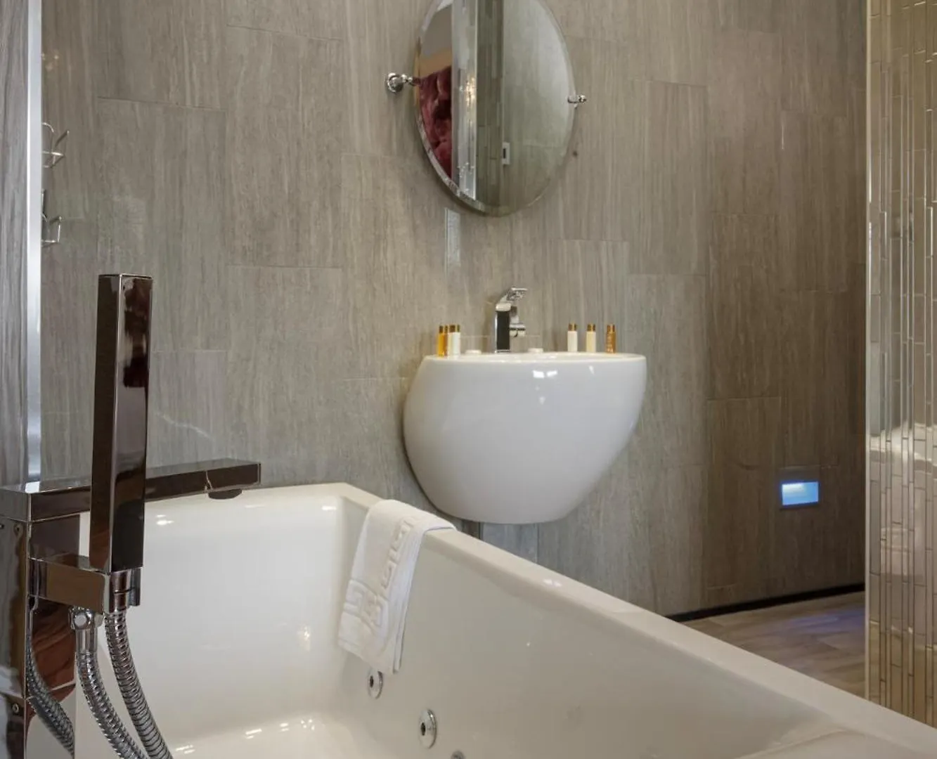 Mode Breck Apartments Poulton-le-Fylde 0*,  United Kingdom